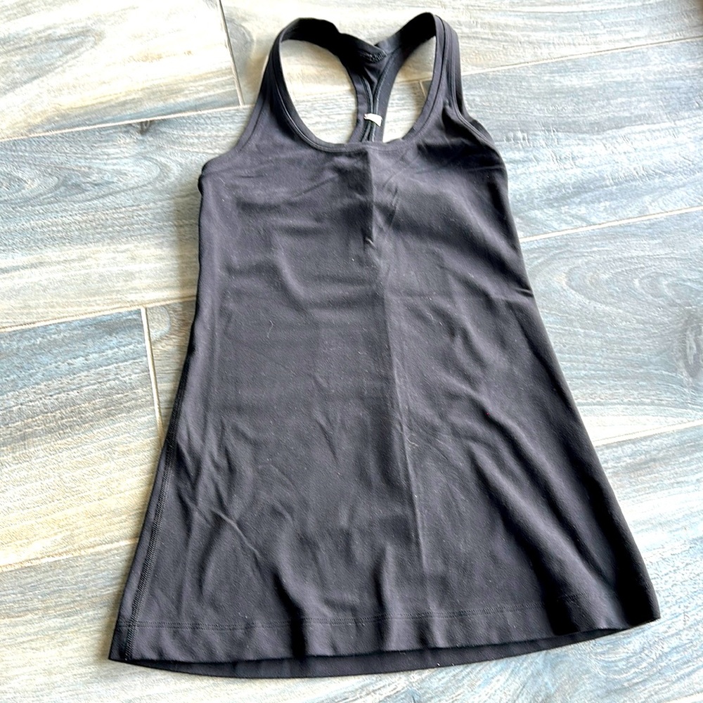 Black lulu athletics tank top